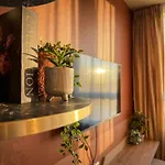 Hotel De Pijp 3*